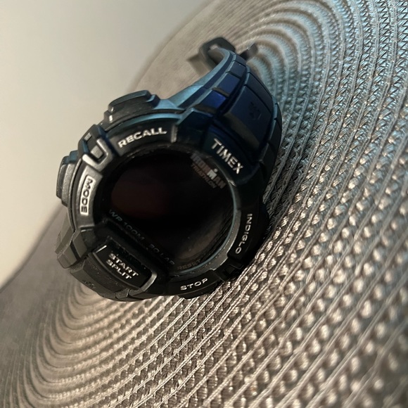 Timex Ironman Triathalon Watch BLACKOUT T5K793 100Meter water resistant - Picture 3 of 16